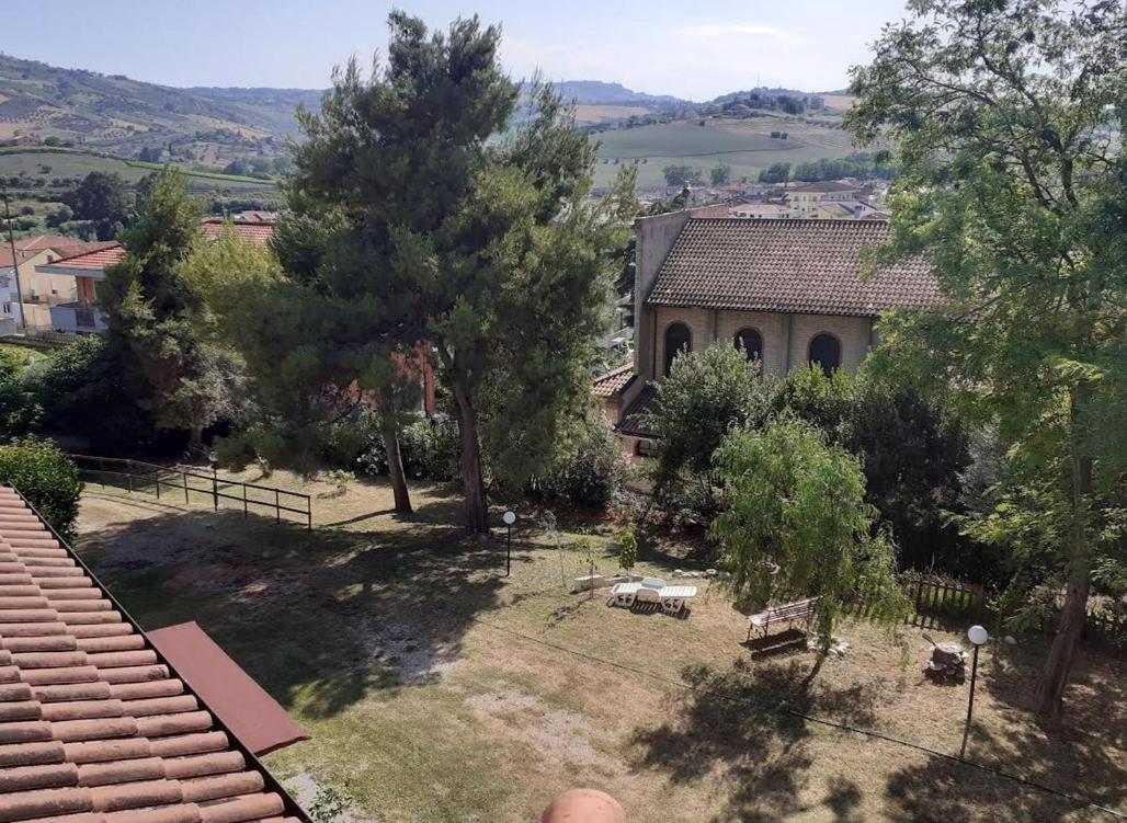 Pier Delle Vigne B&B Pineto Exterior foto